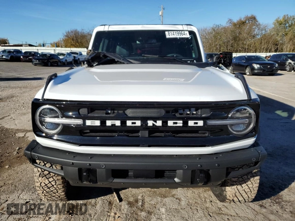 2024 Ford Bronco Outer Banks with VIN 1FMDE8BH5RLB09775, listed as a Copart auction lot 81419964 with 633 mi miles and Salvage Title. Bid and sale history available at DreamBid. Image 5.