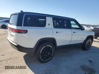 2025 Rivian R1S Adventure z VIN 7PDSGBBA3SN046975, wystawiony jako Copart lot #42880125 z przebiegiem Nie podano mil oraz Szkoda całkowita • Salvage title. Historia ofert i sprzedaży dostępna na DreamBid. Obrazek 3.