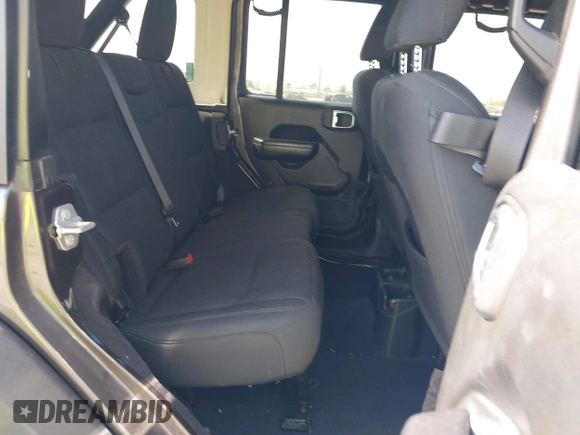 2019 Jeep Wrangler Unlimited Sport S z VIN 1C4HJXDN9KW636592, wystawiony jako IAAI lot #42159099 z przebiegiem 82 580 mil mil oraz . Historia ofert i sprzedaży dostępna na DreamBid. Obrazek 8.