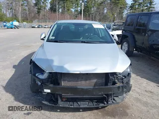 2018 Hyundai Elantra SE z VIN 5NPD74LF6JH297204, wystawiony jako IAAI lot #41903796 z przebiegiem 105 550 mil mil oraz . Historia ofert i sprzedaży dostępna na DreamBid. Obrazek 12.