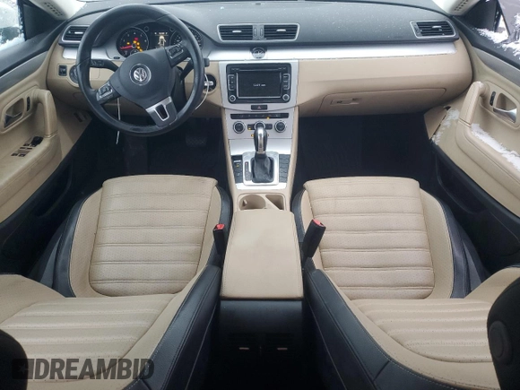 2013 Volkswagen CC Sport Plus z VIN WVWBP7AN1DE555927, wystawiony jako Copart lot #49028445 z przebiegiem 132 109 mil mil oraz Szkody całkowita. Historia ofert i sprzedaży dostępna na DreamBid. Obrazek 8.