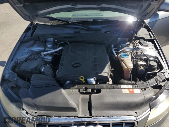 2009 Audi A4 Premium z VIN WAUJF78K29N046475, wystawiony jako Copart lot #57906825 z przebiegiem 152 566 mil mil oraz Szkoda całkowita • Salvage title. Historia ofert i sprzedaży dostępna na DreamBid. Obrazek 11.