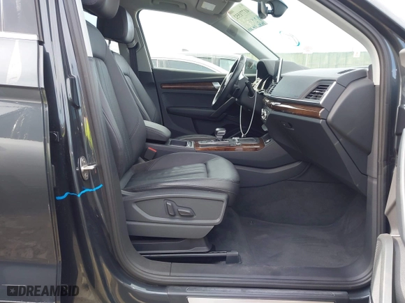 2018 Audi Q5 Premium Plus with VIN WA1BNAFY7J2008335, listed as a IAAI auction lot 41771552 with 39,352 mi miles. Bid and sale history available at carsss.com. Image 6.