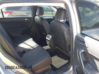 2022 Volkswagen Tiguan SE R-Line Black z VIN 3VV8B7AX3NM168318, wystawiony jako IAAI lot #41530361 z przebiegiem 31 226 mil mil oraz . Historia ofert i sprzedaży dostępna na DreamBid. Obrazek 8.