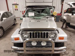 2005 Jeep Wrangler Unlimited with VIN 1J4FA44S05P359173, listed as a IAAI auction lot 41275179 with 75,035 mi miles. Bid and sale history available at carsss.com. Image 6.