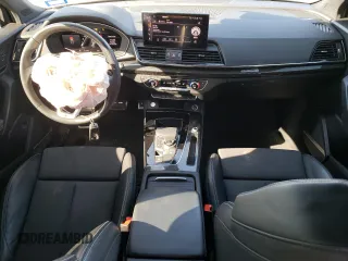 2021 Audi SQ5 Premium Plus with VIN WA1B4AFY7M2040788, listed as a Copart auction lot 84320614 with 38,406 mi miles and Salvage Title. Bid and sale history available at DreamBid. Image 8.