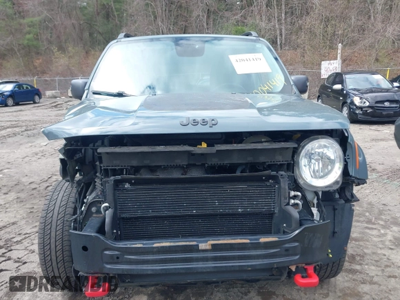 2017 Jeep Renegade Trailhawk z VIN ZACCJBCB5HPF24639, wystawiony jako IAAI lot #42041419 z przebiegiem 80 472 mil mil oraz . Historia ofert i sprzedaży dostępna na DreamBid. Obrazek 13.