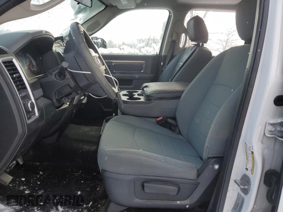 2017 Ram 2500 SLT z VIN 3C6UR5DL3HG652280, wystawiony jako Copart lot #47184555 z przebiegiem 98 727 mil mil oraz Szkoda całkowita • Salvage title. Historia ofert i sprzedaży dostępna na DreamBid. Obrazek 7.