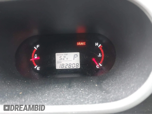 2009 Toyota Matrix with VIN 2T1KU40E79C163666, listed as a IAAI auction lot 41708972 with 182,808 mi miles and . Bid and sale history available at carsss.com. Image 15.