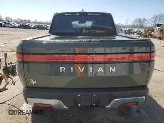 2022 Rivian R1T Launch Edition z VIN 7FCTGAAL5NN004623, wystawiony jako Copart lot #47966085 z przebiegiem 28 798 mil mil oraz Szkody całkowita. Historia ofert i sprzedaży dostępna na DreamBid. Obrazek 6.