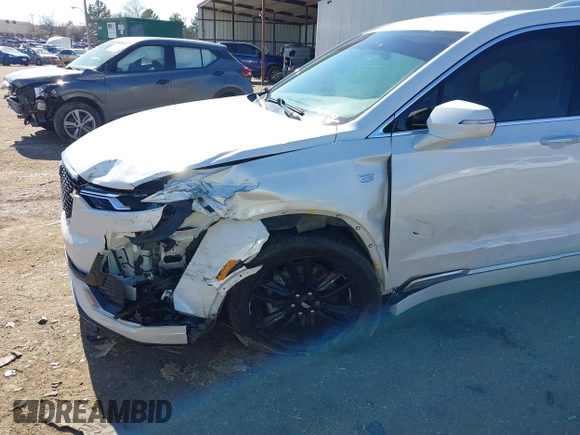 2022 Cadillac XT6 Premium Luxury with VIN 1GYKPCRS2NZ177625, listed as a IAAI auction lot 41646155 with 94,694 mi miles and . Bid and sale history available at DreamBid. Image 6.