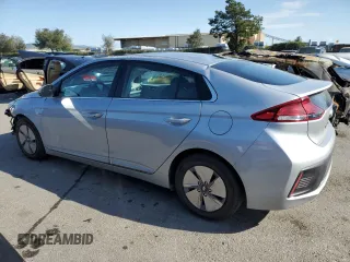 2020 Hyundai Ioniq SE with VIN KMHC75LC7LU241476, listed as a Copart auction lot 48621135 with 21,530 mi miles and Salvage title. Bid and sale history available at DreamBid. Image 2.