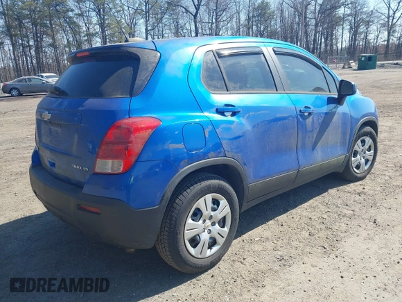 2016 Chevrolet Trax LS with VIN KL7CJKSB6GB609688, listed as a IAAI auction lot 41767569 with 86,315 mi miles. Bid and sale history available at carsss.com. Image 4.