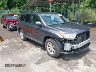 2012 Toyota Highlander with VIN 5TDBK3EH4CS171547, listed as a IAAI auction lot 42721680 with 228,586 mi miles and . Bid and sale history available at DreamBid. Image 1.