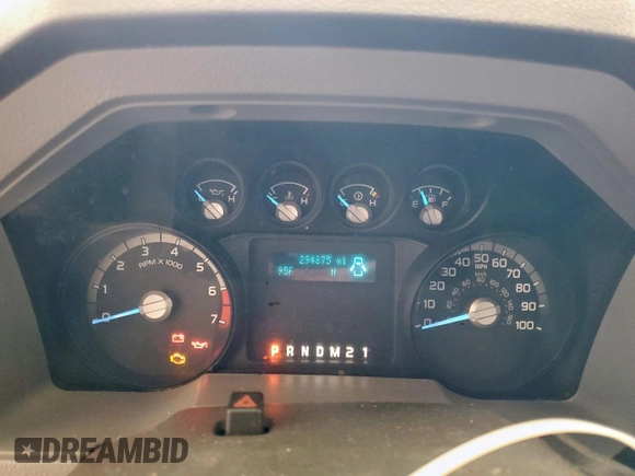 2013 Ford F-250 XL with VIN 1FT7X2B67DEA09021, listed as a Copart auction lot 59056545 with 294,875 mi miles and Clean title. Bid and sale history available at DreamBid. Image 9.