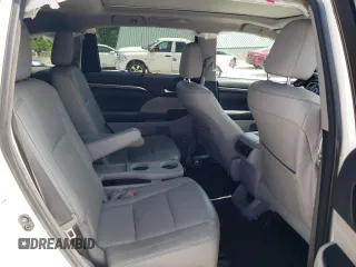2016 Toyota Highlander Limited with VIN 5TDDCRFH6GS014938, listed as a Copart auction lot 61283725 with 122,063 mi miles and Salvage title. Bid and sale history available at DreamBid. Image 11.