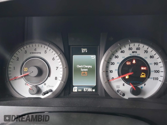 2017 Toyota Sienna SE with VIN 5TDXZ3DC8HS787136, listed as a IAAI auction lot 42062413 with 87,386 mi miles and . Bid and sale history available at DreamBid. Image 7.