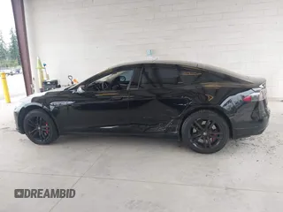 2013 Tesla Model S Performance с VIN 5YJSA1DP1DFP23818, выставлен на аукционе IAAI как лот 42594561 с пробегом 142 878 миль миль и . История ставок и продаж доступна на DreamBid. Изображение 14.