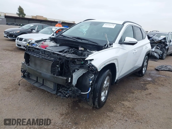 2023 Hyundai Tucson SEL z VIN 5NMJBCAE5PH188678, wystawiony jako IAAI lot #42356576 z przebiegiem 19 387 mil mil oraz . Historia ofert i sprzedaży dostępna na DreamBid. Obrazek 2.