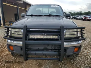 2000 Toyota Tacoma PreRunner with VIN 4TASM92N5YZ656353, listed as a Copart auction lot 60295275 with 281,573 mi miles and Clean title. Bid and sale history available at DreamBid. Image 5.