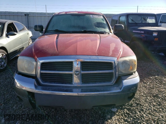 2005 Dodge Dakota SLT with VIN 1D7HW42N25S155488, listed as a Copart auction lot 42648485 with 170,312 mi miles and Salvage Title. Bid and sale history available at DreamBid. Image 5.
