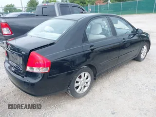 2009 Kia Spectra EX z VIN KNAFE221595599729, wystawiony jako IAAI lot #42453663 z przebiegiem 84 044 mil mil oraz . Historia ofert i sprzedaży dostępna na DreamBid. Obrazek 4.
