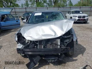 2017 Nissan Sentra SR z VIN 3N1AB7AP4HY303578, wystawiony jako IAAI lot #42151668 z przebiegiem 75 885 mil mil oraz . Historia ofert i sprzedaży dostępna na DreamBid. Obrazek 12.