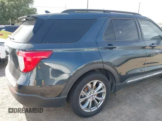 2022 Ford Explorer XLT z VIN 1FMSK7DHXNGA75438, wystawiony jako IAAI lot #42063723 z przebiegiem 45 857 mil mil oraz . Historia ofert i sprzedaży dostępna na DreamBid. Obrazek 4.