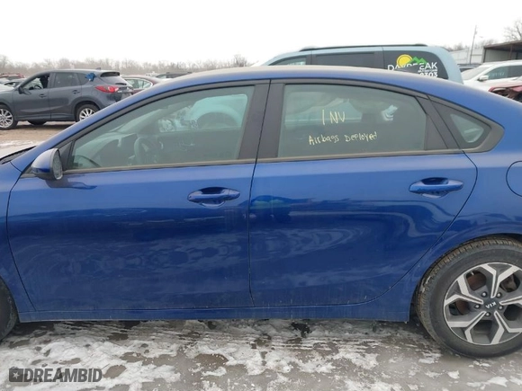 2020 Kia Forte LXS with VIN 3KPF24AD1LE242112, listed as a IAAI auction lot 41313817 with NaN miles. Bid and sale history available at carsss.com. Image 14.