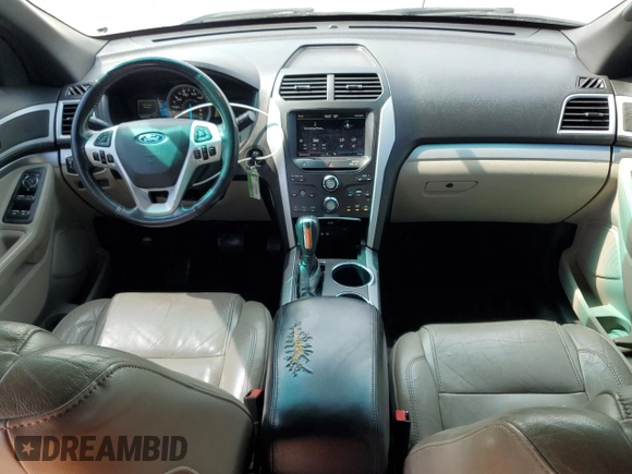 2011 Ford Explorer XLT with VIN 1FMHK8D89BGA34231, listed as a Copart auction lot 61854555 with 202,070 mi miles and Salvage title. Bid and sale history available at DreamBid. Image 8.