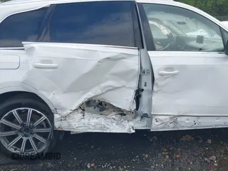 2019 Audi Q7 Premium Plus z VIN WA1LAAF71KD031123, wystawiony jako IAAI lot #41953574 z przebiegiem 48 999 mil mil oraz . Historia ofert i sprzedaży dostępna na DreamBid. Obrazek 6.