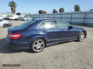 2013 Mercedes-Benz E-Class E 350 Luxury with VIN WDDHF5KB7DA718552, listed as a Copart auction lot 48538795 with 105,295 mi miles and Salvage Title. Bid and sale history available at carsss.com. Image 3.