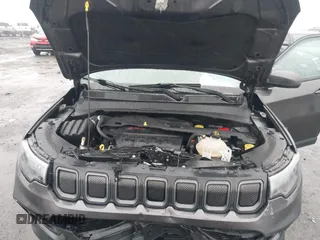 2022 Jeep Compass Trailhawk with VIN 3C4NJDDB5NT162979, listed as a IAAI auction lot 41535004 with 22,354 mi miles and . Bid and sale history available at DreamBid. Image 10.