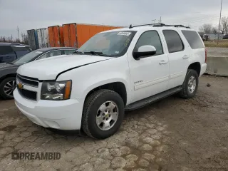 2014 Chevrolet Tahoe LT z VIN 1GNSKBE01ER235900, wystawiony jako Copart lot #46946805 z przebiegiem 209 791 mil mil oraz Szkoda całkowita • Salvage title. Historia ofert i sprzedaży dostępna na DreamBid. Obrazek 1.