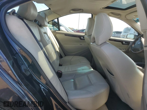 2005 Volvo S60 with VIN YV1RH592752430678, listed as a Copart auction lot 76719624 with 243,726 mi miles and Clean Title. Bid and sale history available at carsss.com. Image 10.