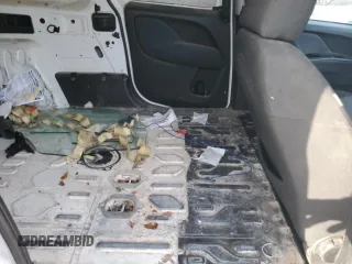 2016 Ram ProMaster City Cargo Tradesman z VIN ZFBERFAT2G6C74160, wystawiony jako Copart lot #76048003 z przebiegiem 102 522 mil mil oraz Szkoda całkowita • Salvage title. Historia ofert i sprzedaży dostępna na DreamBid. Obrazek 11.
