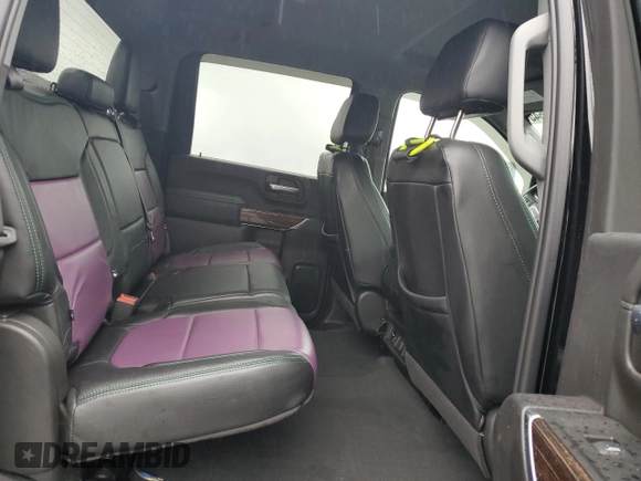 2018 GMC Sierra 2500HD SLE z VIN 1GT49MEY1PF165625, wystawiony jako Copart lot #58934545 z przebiegiem 27 985 mil mil oraz Szkoda całkowita • Salvage title. Historia ofert i sprzedaży dostępna na DreamBid. Obrazek 10.