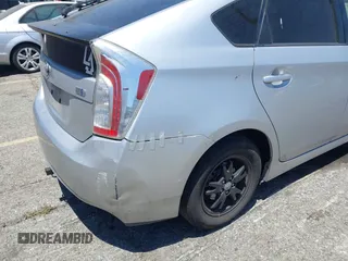 2015 Toyota Prius Four with VIN JTDKN3DU2F1997479, listed as a IAAI auction lot 42644543 with 263,980 mi miles and . Bid and sale history available at DreamBid. Image 18.