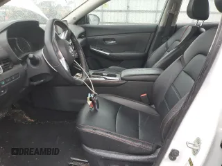 2021 Nissan Sentra SR z VIN 3N1AB8DV0MY324132, wystawiony jako Copart lot #56547225 z przebiegiem 48 291 mil mil oraz Szkoda całkowita • Salvage title. Historia ofert i sprzedaży dostępna na DreamBid. Obrazek 7.