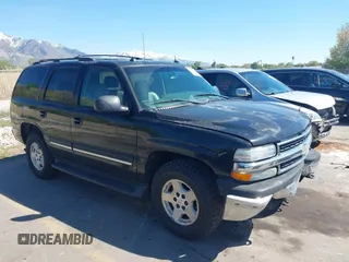 2005 Chevrolet Tahoe LT z VIN 1GNEK13T25J208966, wystawiony jako IAAI lot #42181001 z przebiegiem 214 486 mil mil oraz . Historia ofert i sprzedaży dostępna na DreamBid. Obrazek 1.