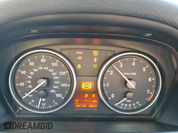 2015 BMW X1 sDrive28i with VIN WBAVM1C58FVZ94235, listed as a Copart auction lot 51948615 with 85,149 mi miles and Salvage Title. Bid and sale history available at carsss.com. Image 9.
