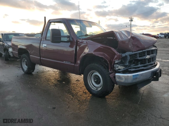 1998 Chevrolet C/K 1500 with VIN 1GCEC14W2WZ100980, listed as a Copart auction lot 84251364 with 81,245 mi miles and Salvage Title. Bid and sale history available at carsss.com. Image 4.
