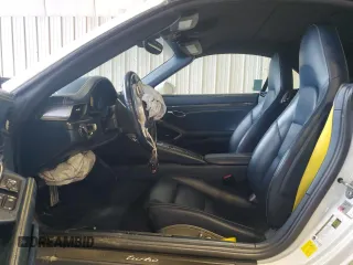 2015 Porsche 911 Turbo z VIN WP0CD2A91FS178328, wystawiony jako Copart lot #57880135 z przebiegiem 34 588 mil mil oraz Szkoda całkowita • Salvage title. Historia ofert i sprzedaży dostępna na DreamBid. Obrazek 7.