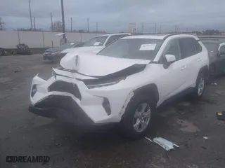 2019 Toyota RAV4 XLE with VIN 2T3W1RFV1KW050712, listed as a IAAI auction lot 41296561 with NaN miles. Bid and sale history available at carsss.com. Image 17.