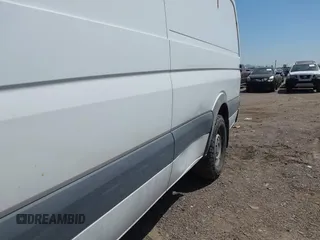 2013 Freightliner Sprinter с VIN WDYPE8CC9D5809594, выставлен на аукционе IAAI как лот 42479186 с пробегом 384 939 миль миль и . История ставок и продаж доступна на DreamBid. Изображение 6.