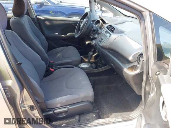 2009 Honda Fit с VIN JHMGE88269S061454, выставлен на аукционе IAAI как лот 42418497 с пробегом 144 692 миль миль и . История ставок и продаж доступна на DreamBid. Изображение 5.