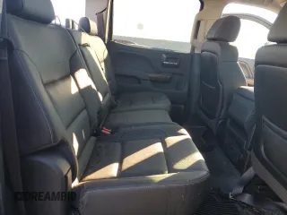 2015 GMC Sierra 2500HD SLT z VIN 1GT12ZEG3FF110359, wystawiony jako Copart lot #78835404 z przebiegiem 43 017 mil mil oraz Szkoda całkowita • Salvage title. Historia ofert i sprzedaży dostępna na DreamBid. Obrazek 10.
