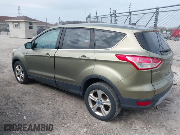 2013 Ford Escape SE with VIN 1FMCU9GX7DUC32369, listed as a IAAI auction lot 42144967 with 156,275 mi miles. Bid and sale history available at carsss.com. Image 3.