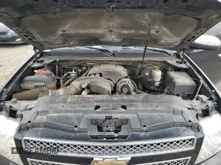 2008 Chevrolet Suburban LT w/3LT with VIN 1GNFK16318J239338, listed as a Copart auction lot 42444485 with 222,230 mi miles and Salvage Title. Bid and sale history available at carsss.com. Image 12.