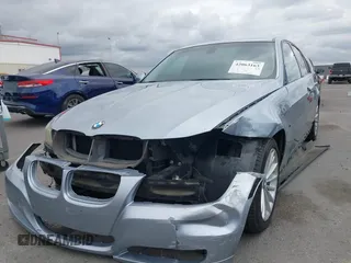 2010 BMW 3 Series 328i with VIN WBAPH5G58ANM35713, listed as a IAAI auction lot 42063163 with 200,472 mi miles and . Bid and sale history available at DreamBid. Image 6.